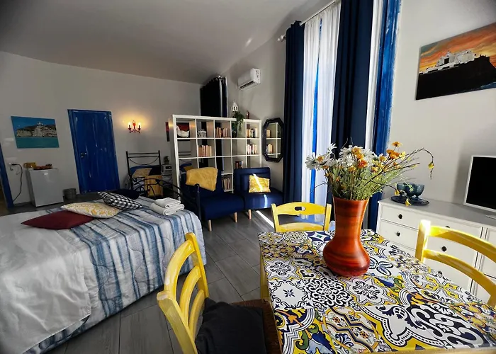 Napoli Da Vivere Suites Giudecca
