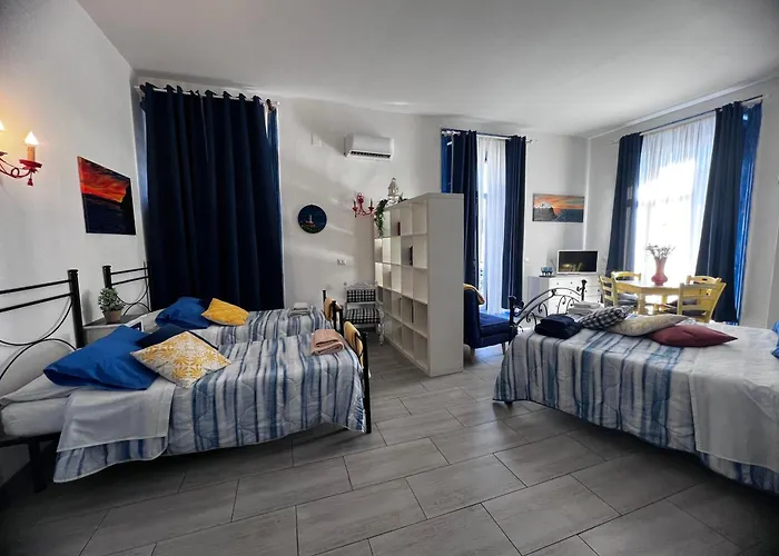 Napoli Da Vivere Suites Giudecca